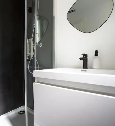 3 Pieces / Proche / Centre / Clim 公寓